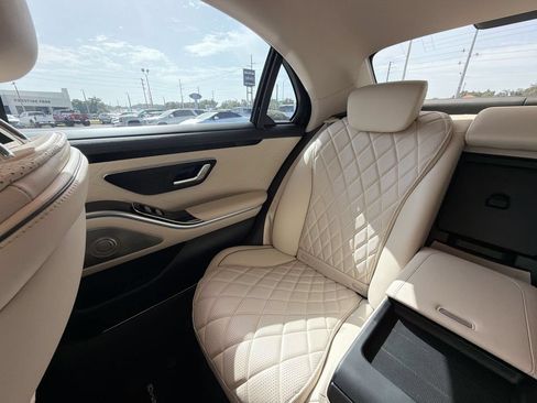 Used 2022 Mercedes-Benz S 580 4MATIC Sedan image 13