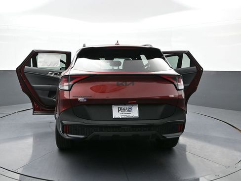 Certified 2025 Kia Sportage X-Line AWD/4WD image 46