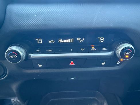 Used 2025 MAZDA CX-50 AWD 2.5 S w/ Premium Package image 17