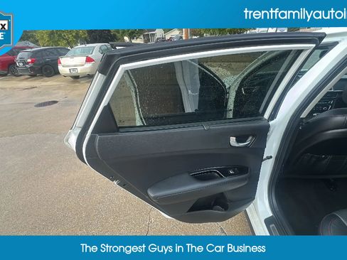 Used 2017 Kia Optima SX image 31