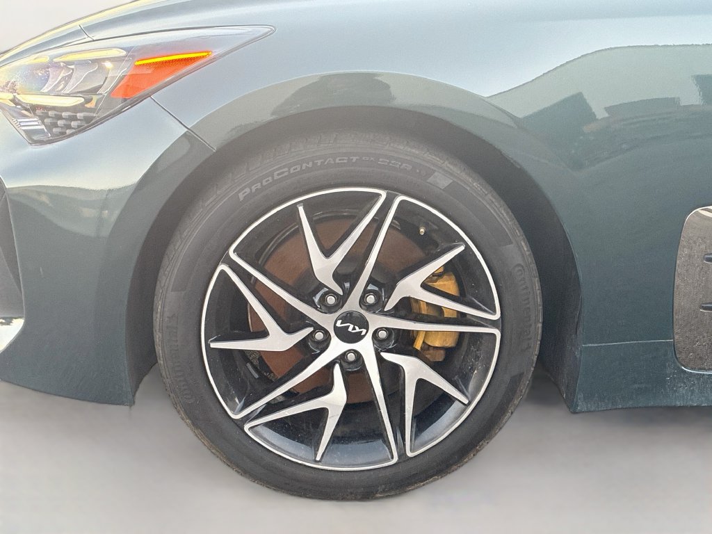 Used 2023 Kia Stinger GT-Line w/ Sun & Sound Package RWD image 31