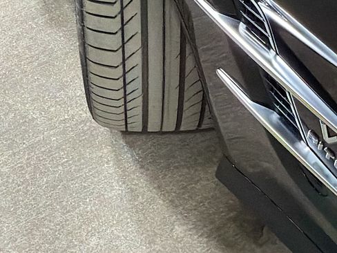 Used 2013 Mercedes-Benz SL 63 AMG image 40