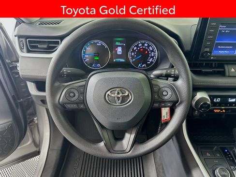 Certified 2021 Toyota RAV4 LE AWD/4WD image 10