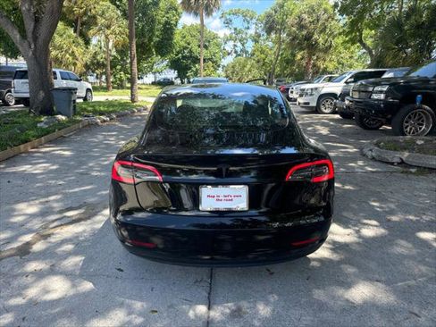 Used 2023 Tesla Model 3 Standard Range RWD image 8