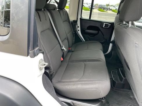 Used 2023 Jeep Wrangler Unlimited w/ Cold Weather Group AWD/4WD image 14