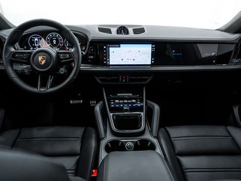 New 2026 Porsche Cayenne GTS image 12