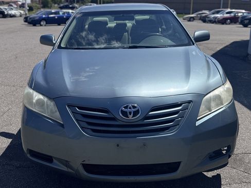 Used 2008 Toyota Camry LE FWD image 3