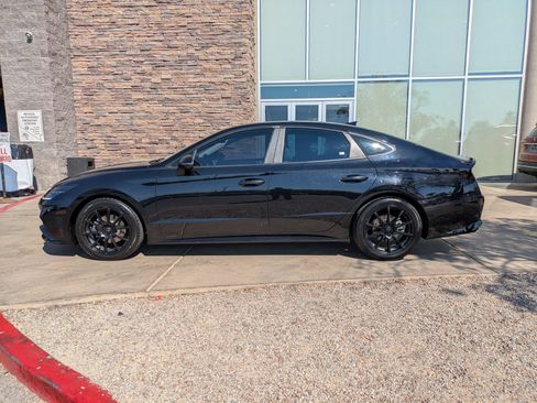 Used 2020 Hyundai Sonata Limited w/ Cargo Package FWD image 3