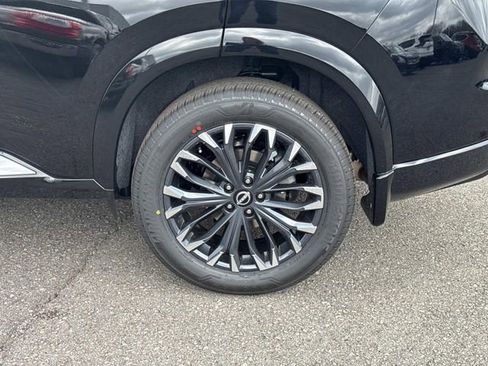 New 2026 Nissan Rogue Platinum image 11