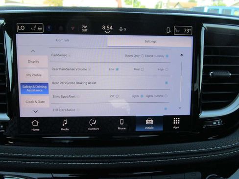 New 2025 Chrysler Pacifica Select image 38