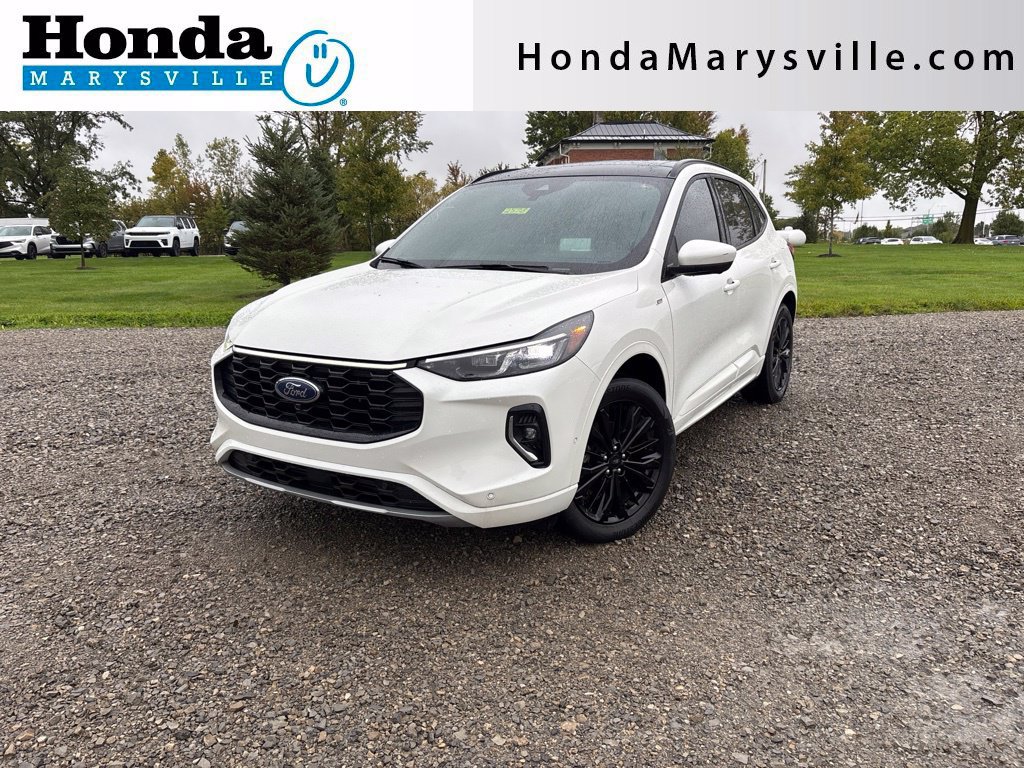 Used 2023 Ford Escape ST-Line Elite AWD/4WD image 1