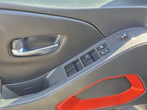 Certified 2025 Nissan Frontier PRO-4X AWD/4WD image 8