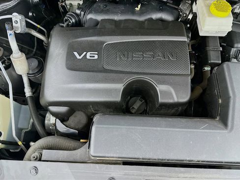 Used 2022 Nissan Pathfinder S FWD image 31
