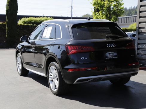 Used 2020 Audi Q5 2.0T Premium Plus w/ Premium Plus Package AWD/4WD image 4