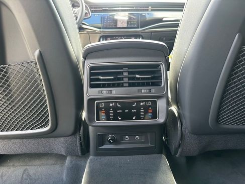 New 2026 Audi Q8 Premium Plus image 23