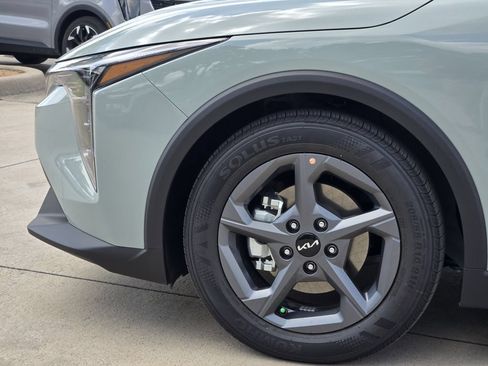 New 2026 Kia K4 FWD image 5