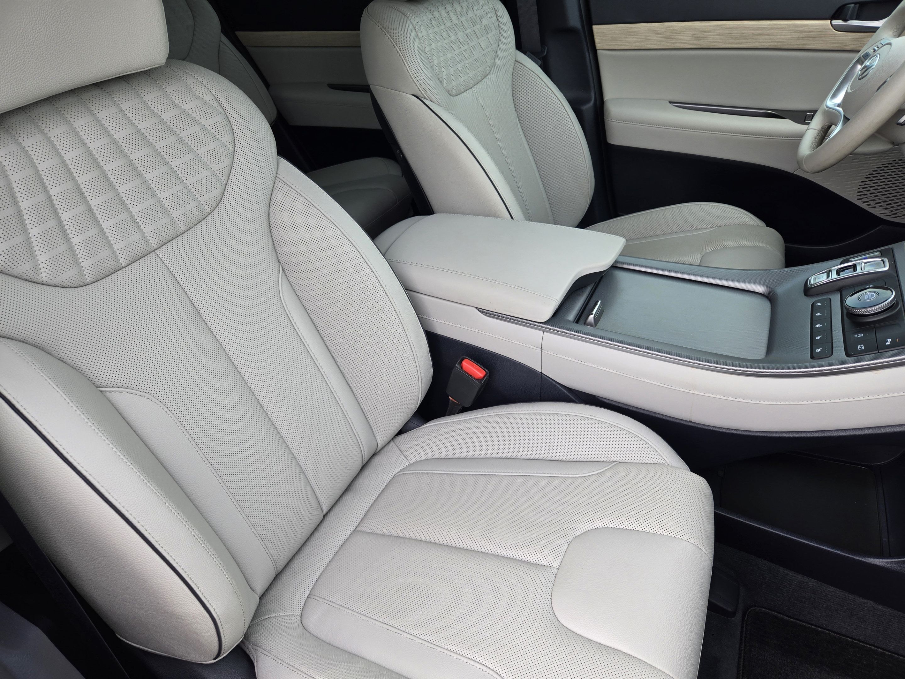 Used 2024 Hyundai Palisade Limited FWD image 10