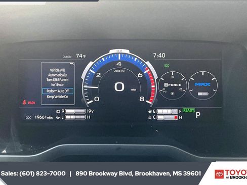 Used 2024 Toyota Tundra Limited w/ Power Package AWD/4WD image 14