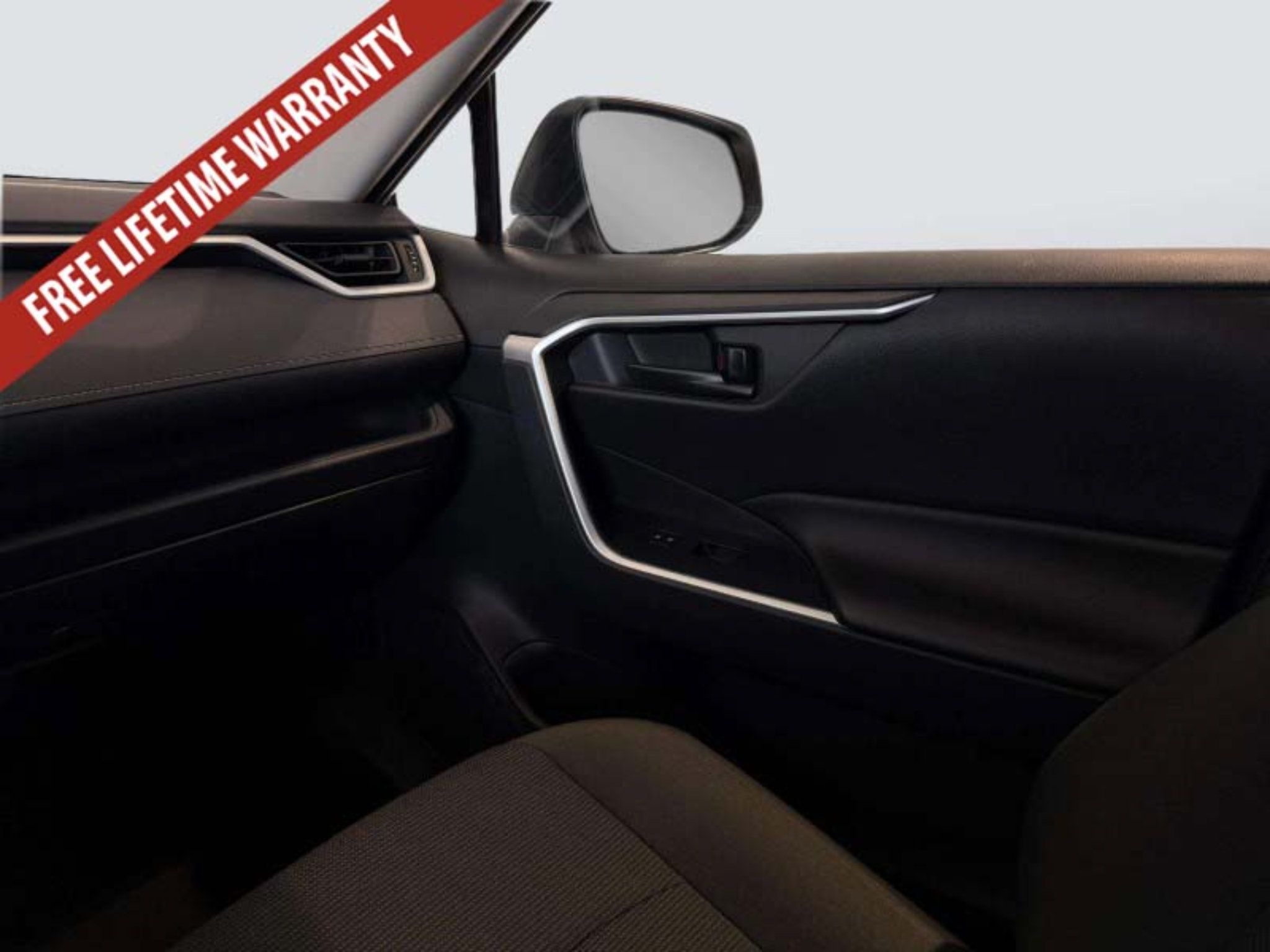Used 2025 Toyota RAV4 LE AWD/4WD image 23
