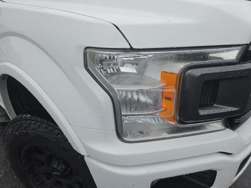 Used 2018 Ford F150 XLT w/ Equipment Group 301A Mid AWD/4WD image 18
