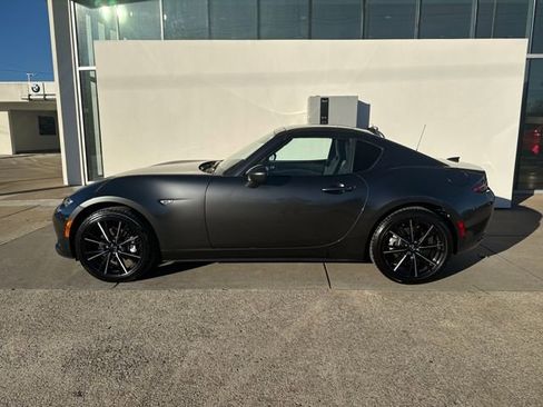 Used 2025 MAZDA MX-5 Miata RF Grand Touring image 2