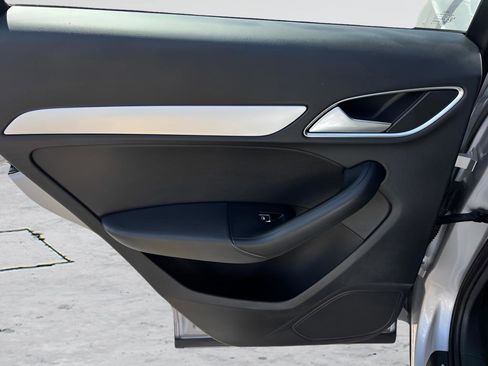 Used 2018 Audi Q3 2.0T Premium image 21