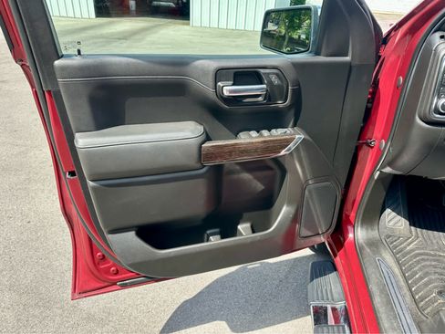 Used 2020 GMC Sierra 1500 SLE w/ SLE Value Package AWD/4WD image 10