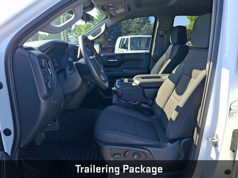 Used 2022 Chevrolet Silverado 1500 Custom Trail Boss w/ LPO, Dark Essentials Package AWD/4WD image 16