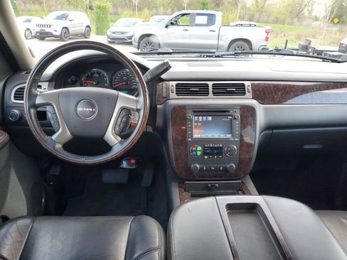 Used 2012 GMC Yukon Denali AWD/4WD image 34