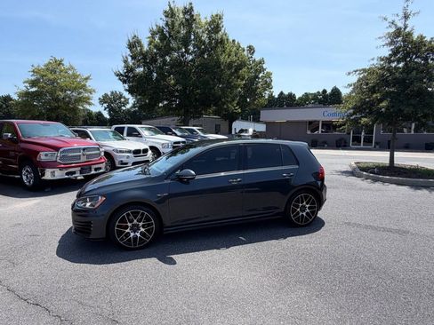 Used 2015 Volkswagen GTI S FWD image 5