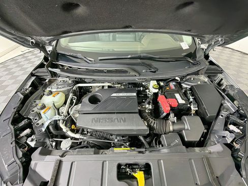 Used 2023 Nissan Rogue SV FWD image 31
