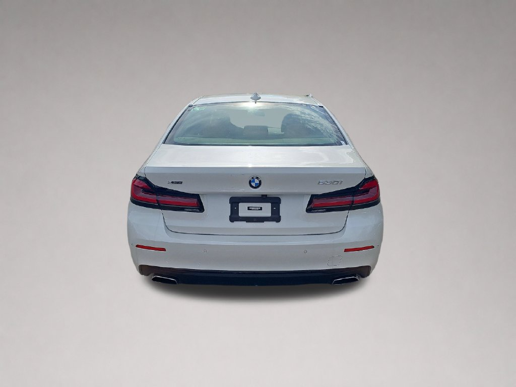 Used 2023 BMW 530i xDrive w/ Premium Package AWD/4WD image 5
