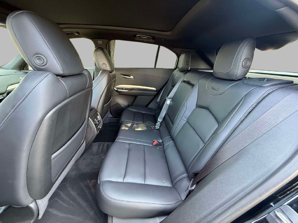 Used 2023 Cadillac XT4 Premium Luxury w/ Enhanced Visibility Package AWD/4WD image 19