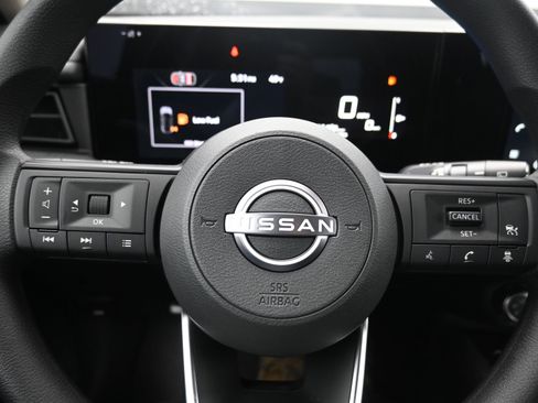 New 2026 Nissan Kicks S image 14