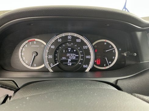 Used 2016 Honda Accord LX image 24