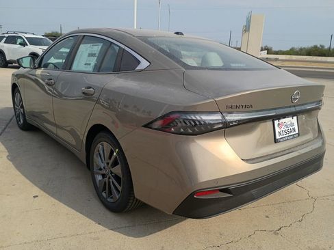 New 2026 Nissan Sentra SL w/ Floor Mat Package FWD image 4