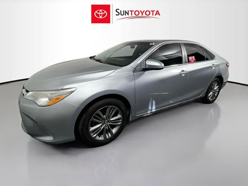 Used 2016 Toyota Camry LE image 7