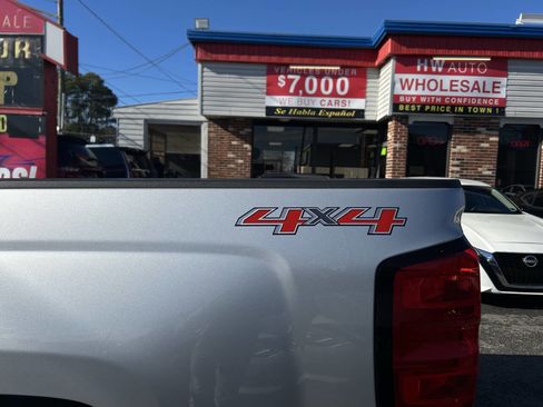 Used 2017 Chevrolet Silverado 1500 Custom w/ Custom Convenience Package image 19