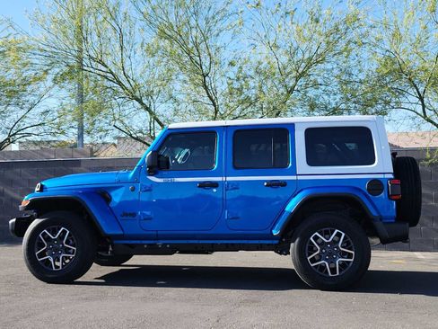 New 2026 Jeep Wrangler Unlimited Sahara w/ Whitecap Package AWD/4WD image 6