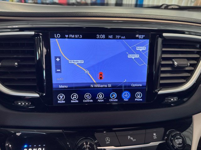 Used 2017 Chrysler Pacifica Touring-L FWD image 4