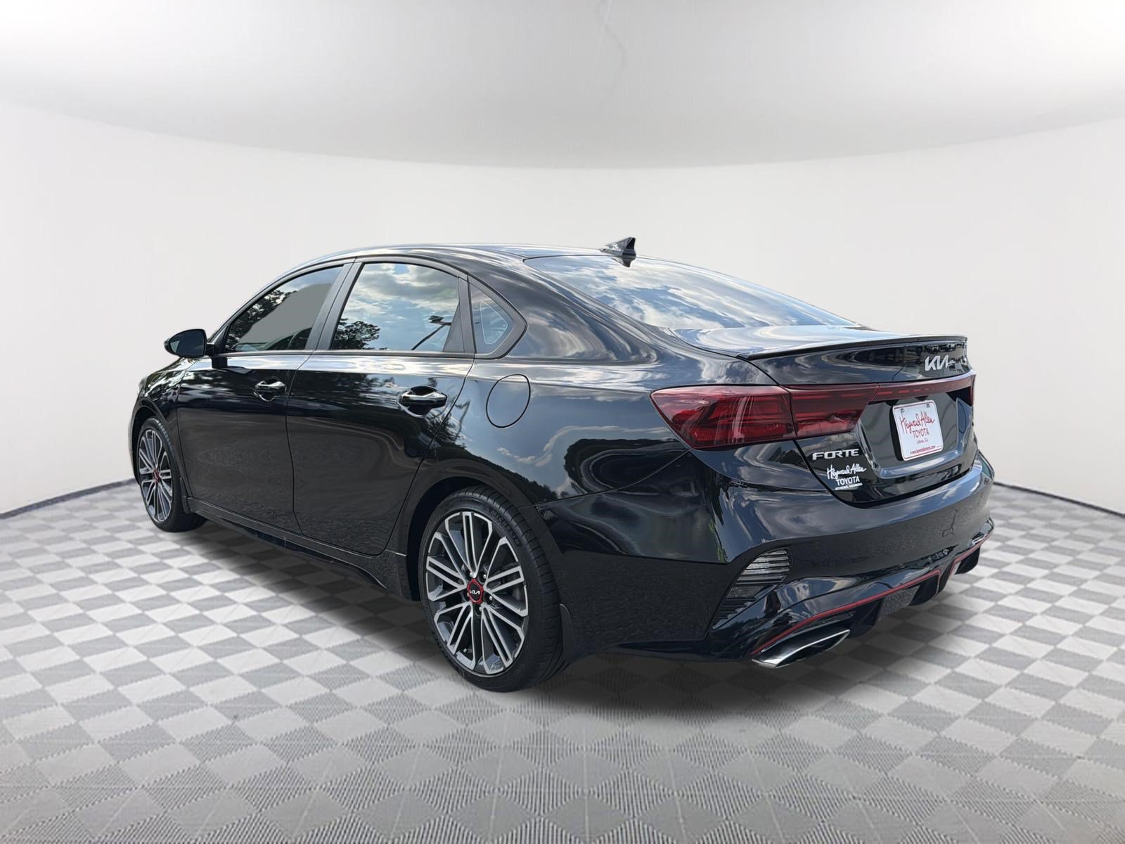 Used 2024 Kia Forte GT FWD image 14