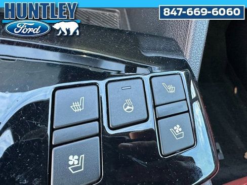 Used 2025 Kia Sportage SX image 24