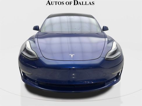 Used 2021 Tesla Model 3 Performance image 3