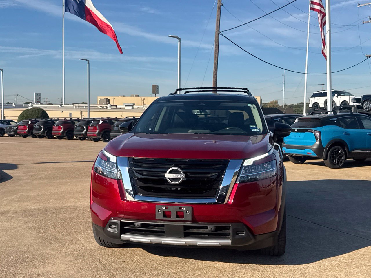 Certified 2024 Nissan Pathfinder SL w/ SL Premium Package FWD image 7