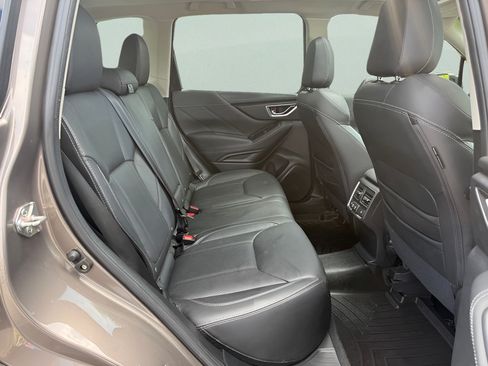 Used 2023 Subaru Forester Touring AWD/4WD image 13