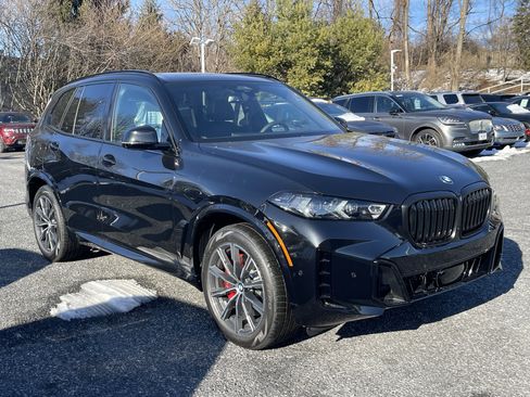 New 2026 BMW X5 xDrive40i w/ M Sport Package image 3