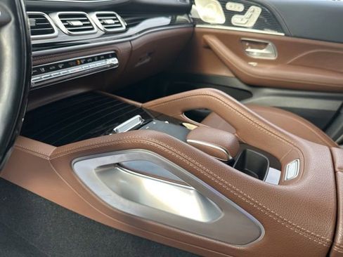 Certified 2024 Mercedes-Benz GLE 450 4MATIC image 19