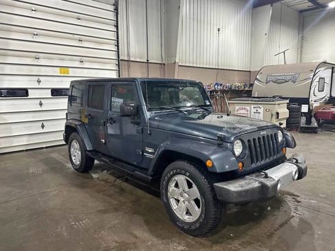 Used 2008 Jeep Wrangler Unlimited Sahara w/ Dual Top Group image 1