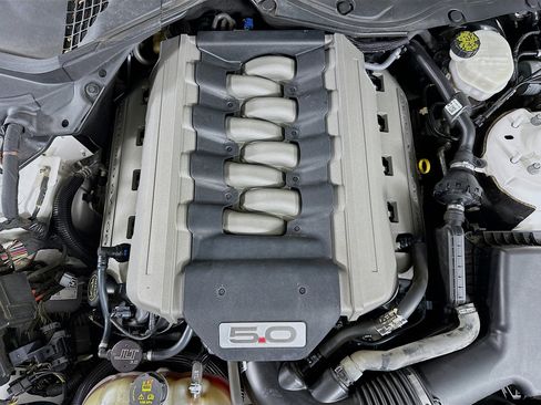 Used 2017 Ford Mustang GT Premium w/ Equipment Group 401A image 30