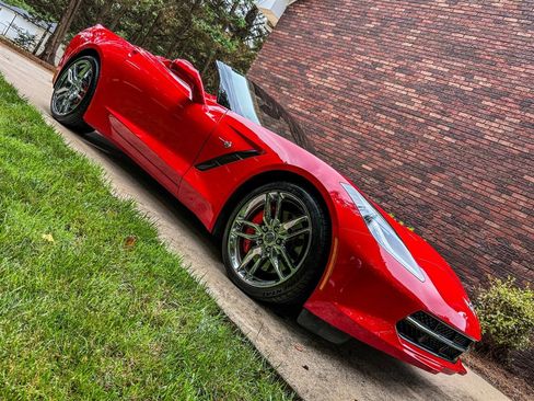 Used 2014 Chevrolet Corvette Stingray Convertible w/ 2LT Preferred Equipment Group RWD image 32